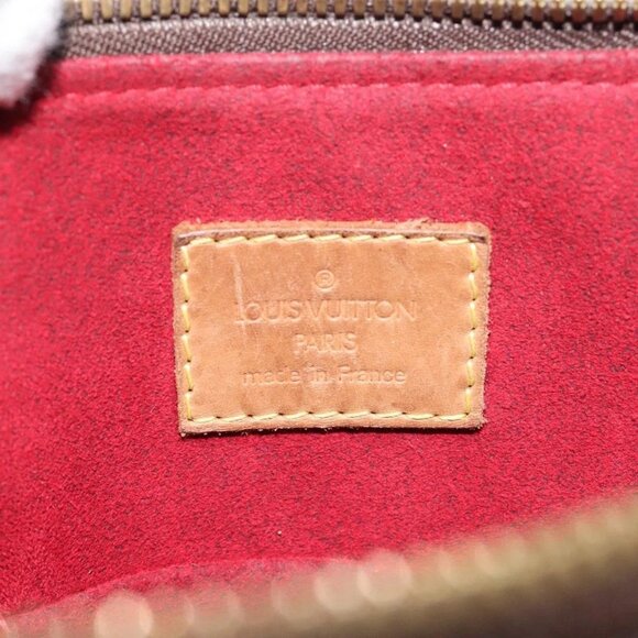 LOUIS VUITTON Monogram Coussin GM Shoulder Bag M51141 LV Auth 128587 - Picture 11 of 16